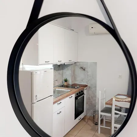 White Ruby Sea Side * קאבאלה