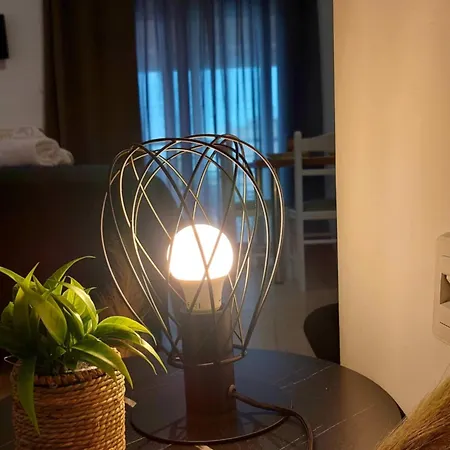 White Ruby Sea Side קאבאלה