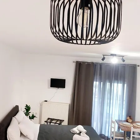 Apartment White Ruby Sea Side