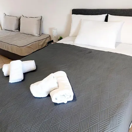 White Ruby Sea Side Apartment *